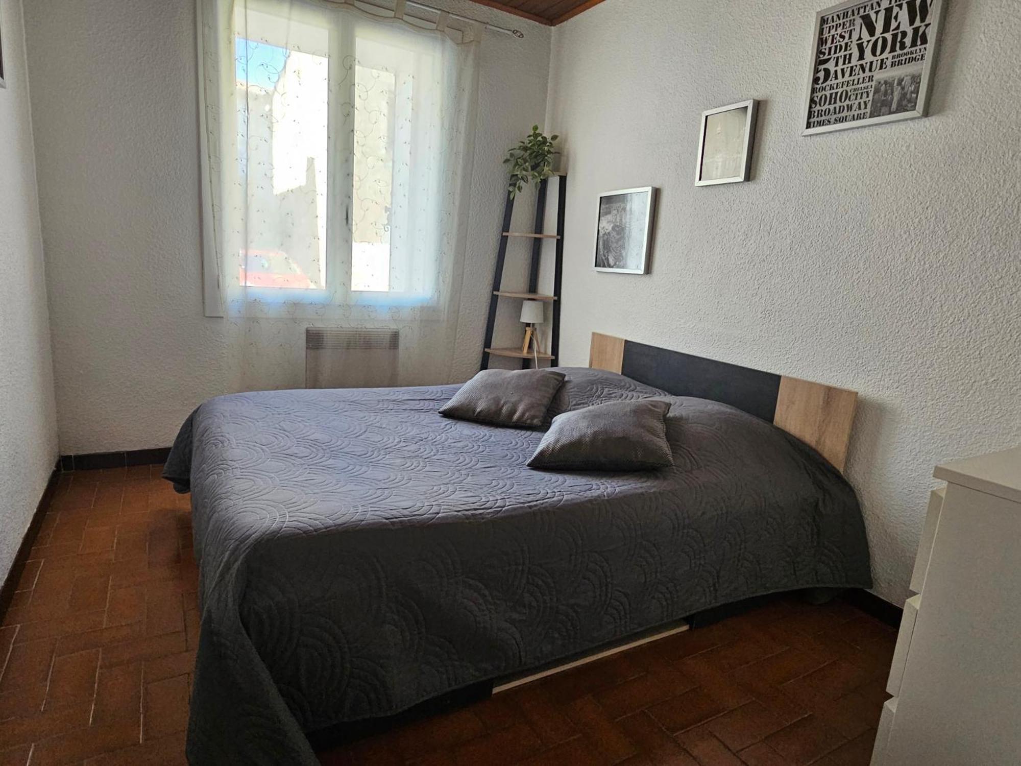 Location Saisonniere Apartment Coursan Exterior photo